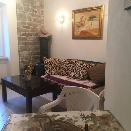 Lana Apartment Jesenice (Split-Dalmatia)